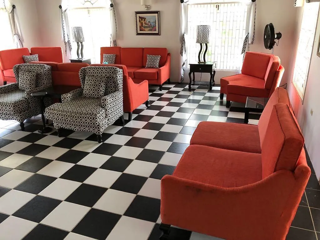 Ironshore Guest House モンテゴ・ベイ