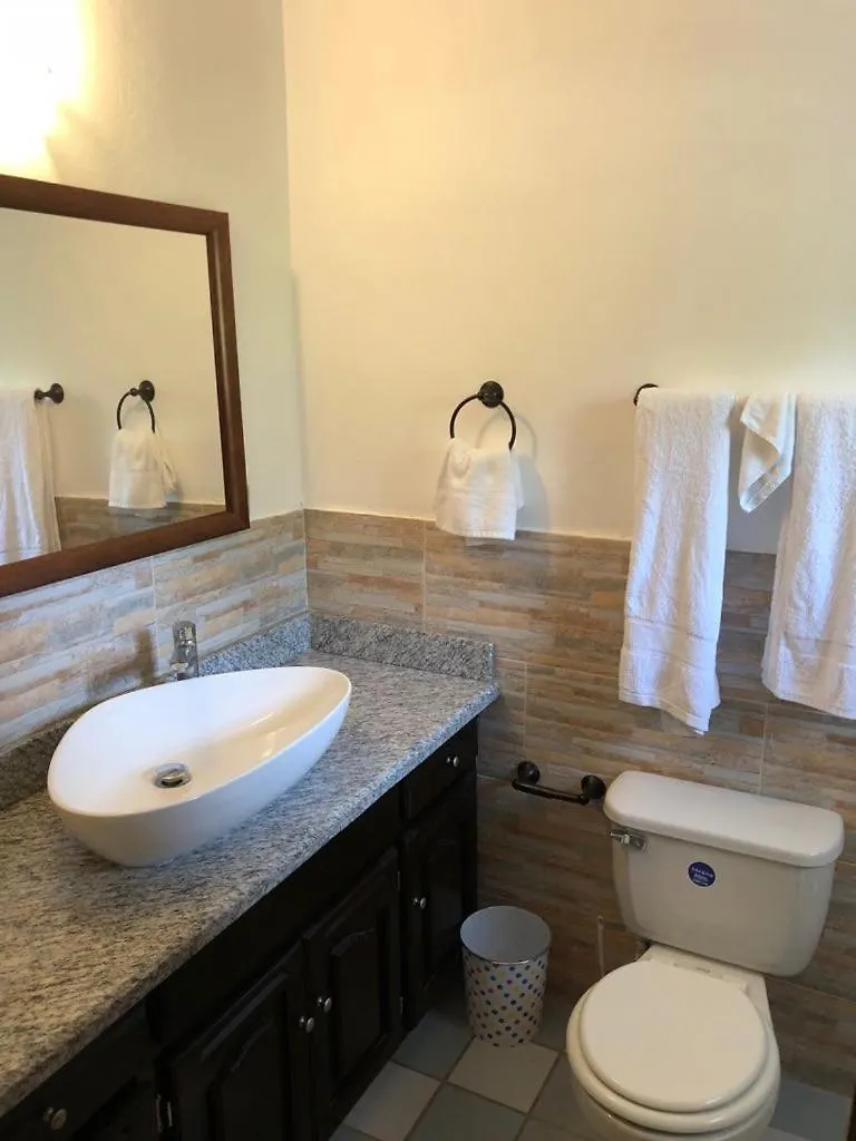 Ironshore Guest House Montego Bay